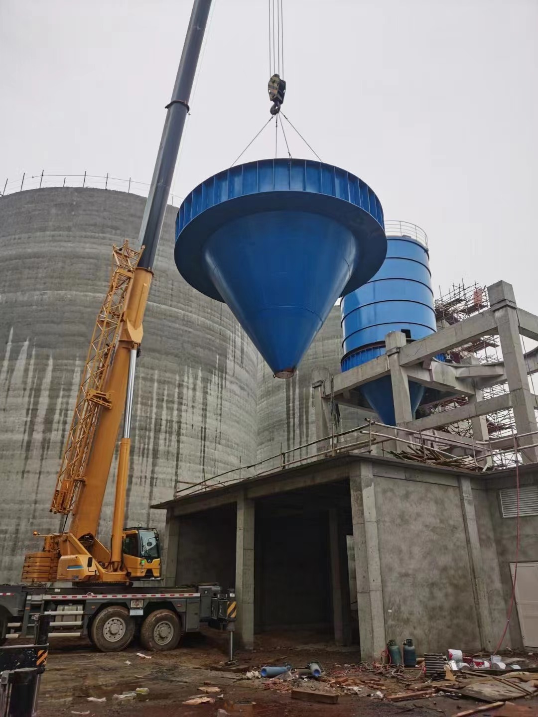 安徽五河中聯(lián)水泥年產(chǎn)200萬噸水泥生產(chǎn)線機電及鋼結構項目